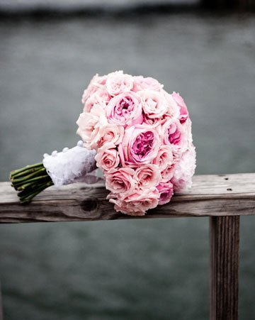 ramo de peonias rosas