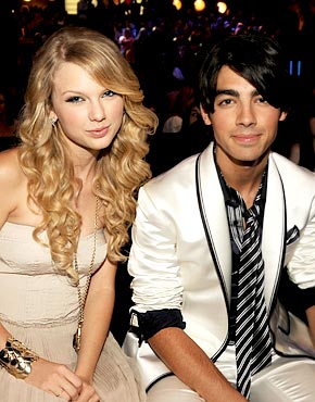 Taylor-Swift