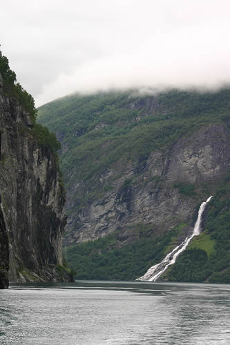 cruceros-por-los-fiordos-de-noruega