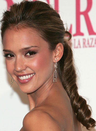 jessica alba alfombra roja