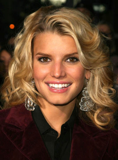 jessica-simpson-fotografias-de-sus-peinados