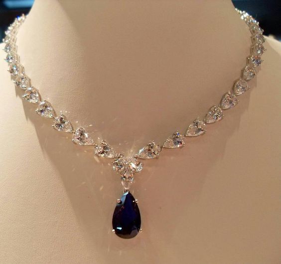 novias collares piedras preciosas