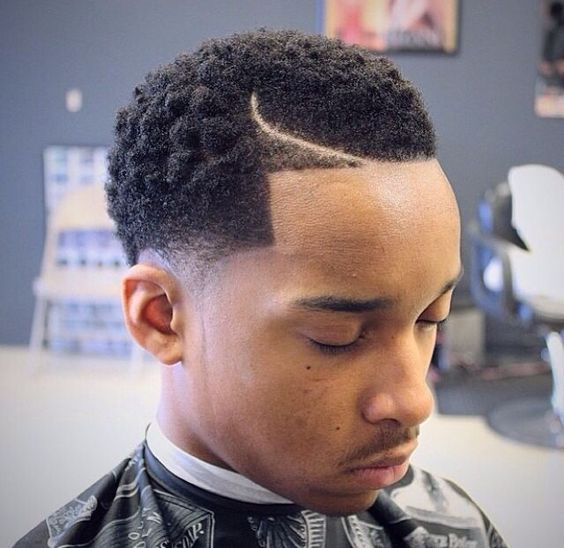 los-mejores-peinados-para-hombres-y-ultimas-tendencias-en-estilos
