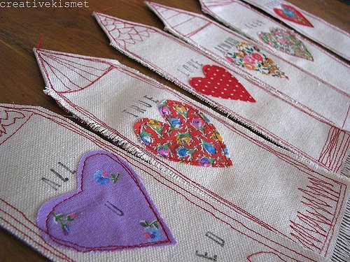Manualidades: Marcapáginas con mucho corazón
